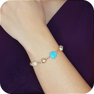 Pulseira com Gotas Peroladas, Bolinhas Foscas e Coração Azul - Banhada a Ouro 18k