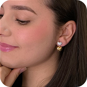 Brinco Coração Cravejado de Microzircônias com Pingente Coração Liso - Banhado a Ouro 18k