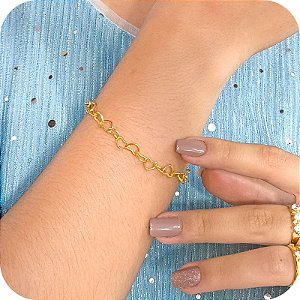 Pulseira com Elos de Coração - Banhada a Ouro 18k