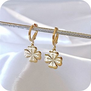 Argolinha de Click Trevo de 4 Folhas - Banhado a Ouro 18k