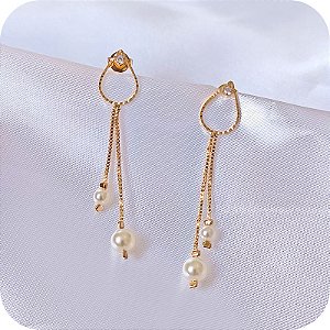 Brinco Gota Vazada com Pendentes de Pérolas - Banhado a Ouro 18k