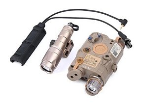 WADSN PEQ LA5C GREEN LASER WITH M300A SCOUT LIGHT DUAL CONTROLER DESERT