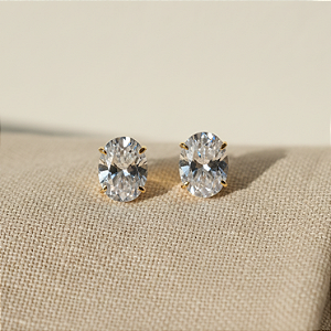 Brinco Ouro 18k Ponto de Luz Oval 6x8mm Branca