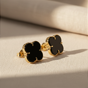 Brinco Ouro 18k Trevo Ônix