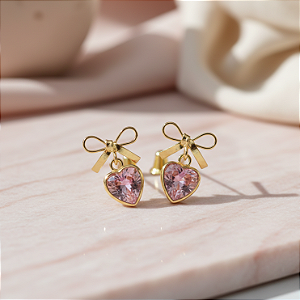 Brinco Laço Ouro 18k com Coração Rosa