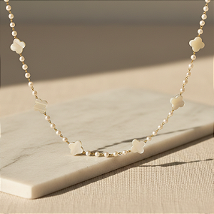 Colar Ouro 18k Pérolas Naturais e Trevo Juntos