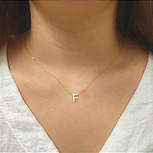 Colar Ouro 18k Letra "F" Madrepérola na Corrente Zeta