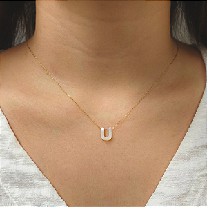 Colar Ouro 18k Letra "U" Madrepérola na Corrente Zeta