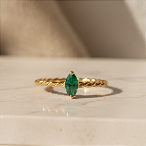 Anel Marquise Verde em Ouro 18k