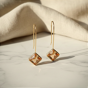 Brinco Majestic em Ouro 18k