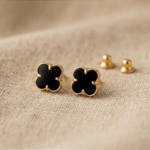 Brinco Cute Trevo Ônix em Ouro 18k