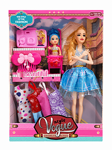 BONECA COM ACESSÓRIOS