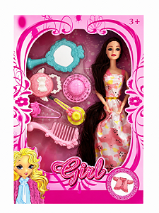 BONECA COM ACESSÓRIOS