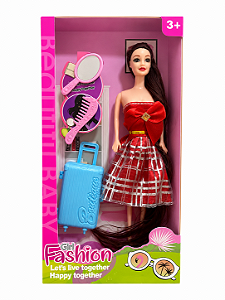 BONECA COM ACESSÓRIOS
