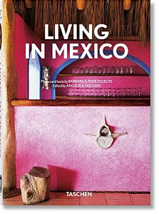 Livro Living in mexico