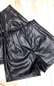 Short Isadora