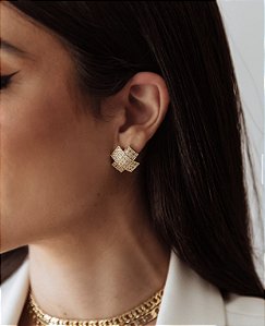 Brinco Botão X Cravejado