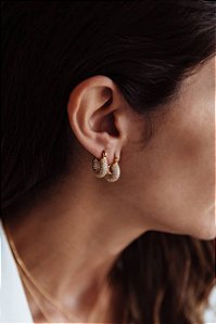 Brinco Argola Baby Cravejada