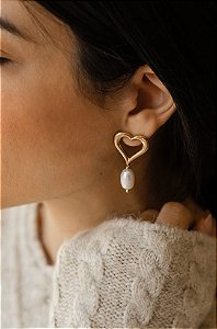 Brinco Coração Pérola