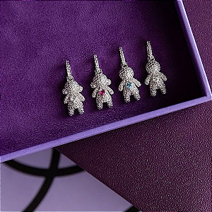 Pingente Cravejado Menino Ródio