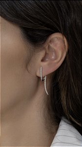 Brinco Uma Volta Reto Cravejado M