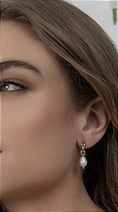 Brinco de Malha com Pérola Natural