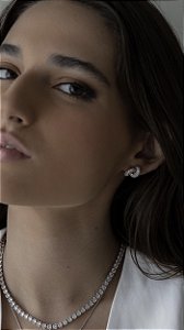 Brinco Nó Cravejado