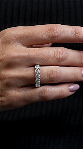 Anel Meio Aparador Moissanite
