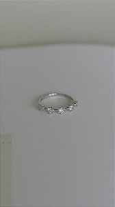 Anel com 5 Pontos de Luz em Prata 925 e Banho de Ródio Branco