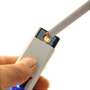 Isqueiro Elétrico Eletronico USB Recarregável Cores Sortidas