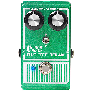 Pedal DOD Envelope Filter 440 Reissue com Controles Level Range e Switch Up/Down True Bypass