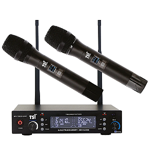 Microfone Sem Fio TSI BR 7000 UHF Duplo com Tecnologia Duo-4 Diversity e 300 Canais Sistema UHF 614-698 MHz com Receptor True Diversity em Metal 2 Microfones de Mão Super Cardióide SC-8 em Metal Fonte Bivolt