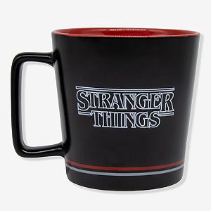 CANECA BUCK STRANGER THINGS LOGO
