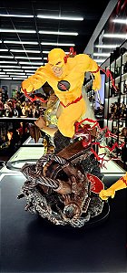 ESTÁTUA FLASH REVERSO - CLASSICO - XM STUDIOS - 1:4