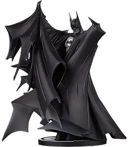 ESTÁTUA BATMAN - BLACK AND WHITE - MCFARLANE - 1/10