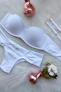 Conjunto Lingerie Sutiã Tomara que Caia , Acompanha Alças Opcionais, Calcinha Tradicional de Pala Dupla