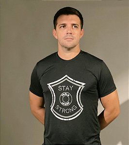 Camisa Masculina Effect Preta Escudo
