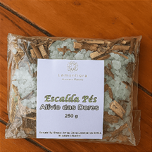 Escalda Pés Aromaterapia Conforto e Alívio das Dores 250g | Arnica e Óleos Essenciais de Hortelã, Melaleuca e Eucalipto