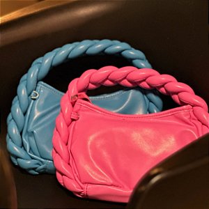 Bolsa puffer alça trançada Carmel