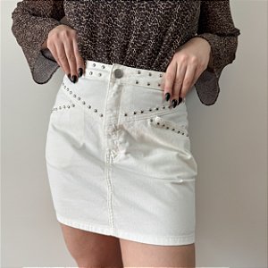 Saia curta com tachas Arieli