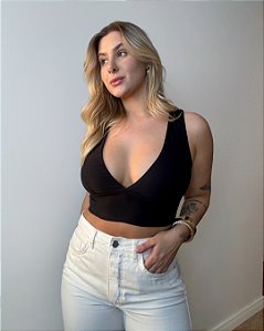 Cropped Com Decote V Deise