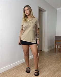 T-Shirt Oversized Assimétrica Romana