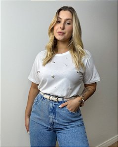 T-Shirt Oversized Com Pérolas E Strass Bia