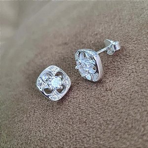 Brincos Flor com Zircônias Prata 925 - MB57-2137