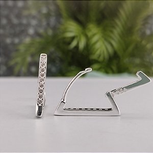 Argola Triangular Cravejada - Prata 925 - MB546-2255
