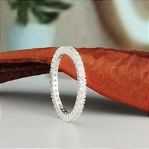 Anel Aparador Cravejado Com Zircônias Completo - Prata 925 - MA158-2152