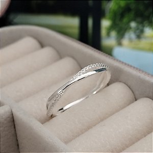 Anel Dois Fios Com Zircônias - Prata 925 -MA221-2459