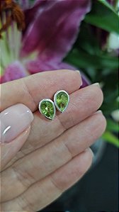 Brinco em  Gota de Peridoto Lapidada