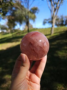 Esfera Quartzo Rosa com Hematóide Vermelho