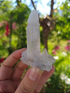 Drusa de Cristal com Inclusões de Rutilos Negros